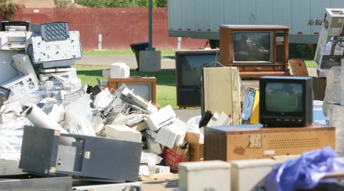 Local rubbish collection support for London homes and businesses